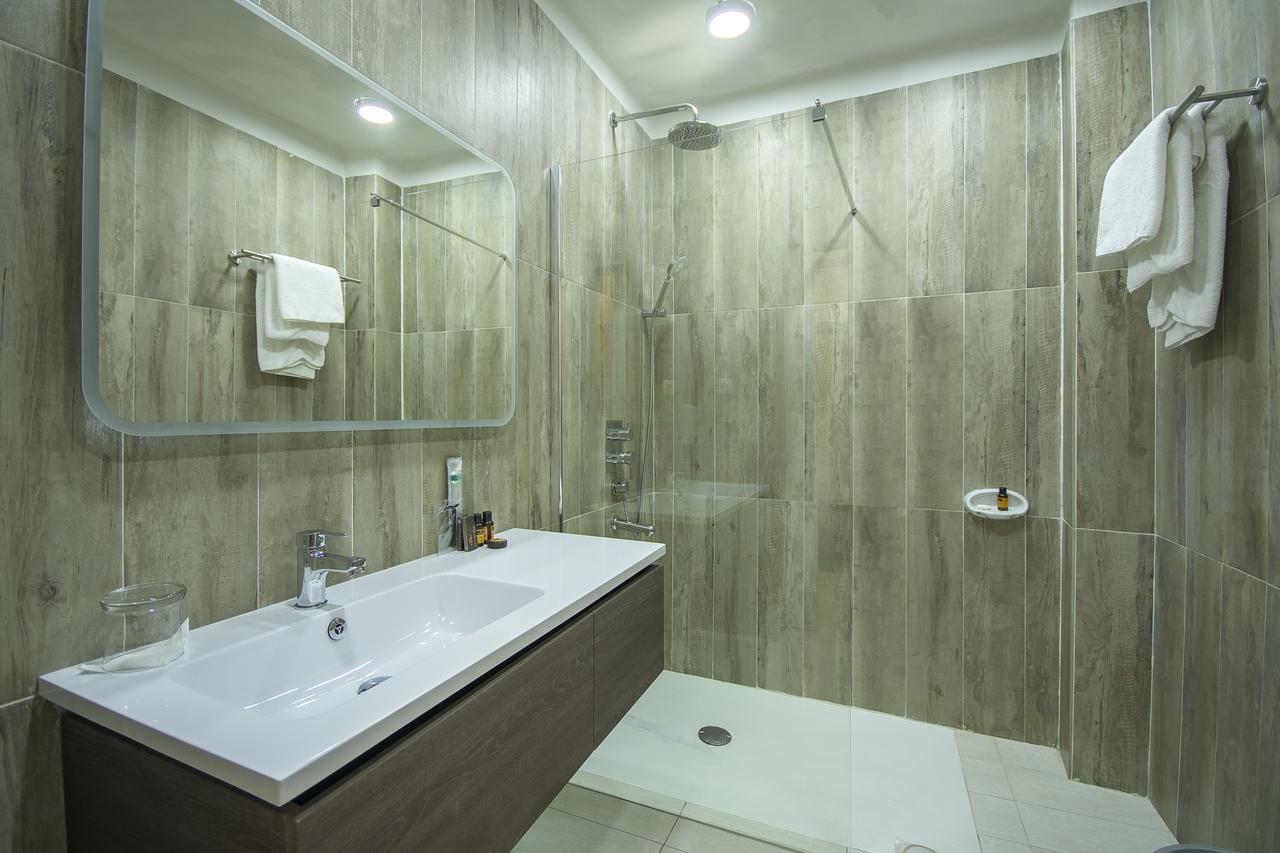 كينشاسا Leon Hotel المظهر الخارجي الصورة